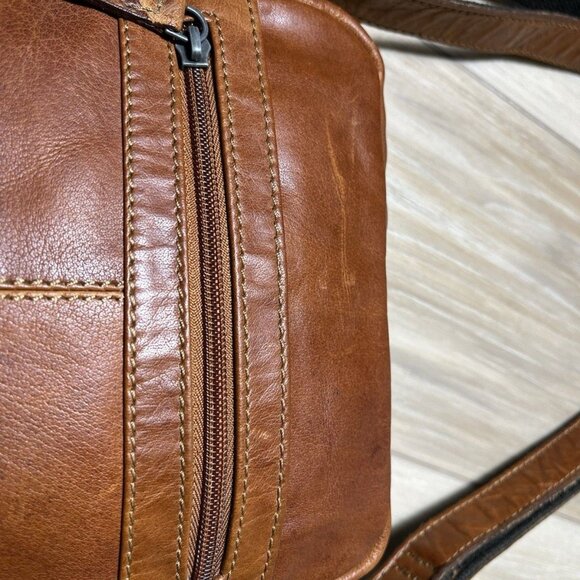 Jack George Brown Zippered Slim Compact Leather Crossbody Bag - Picture 4 of 16